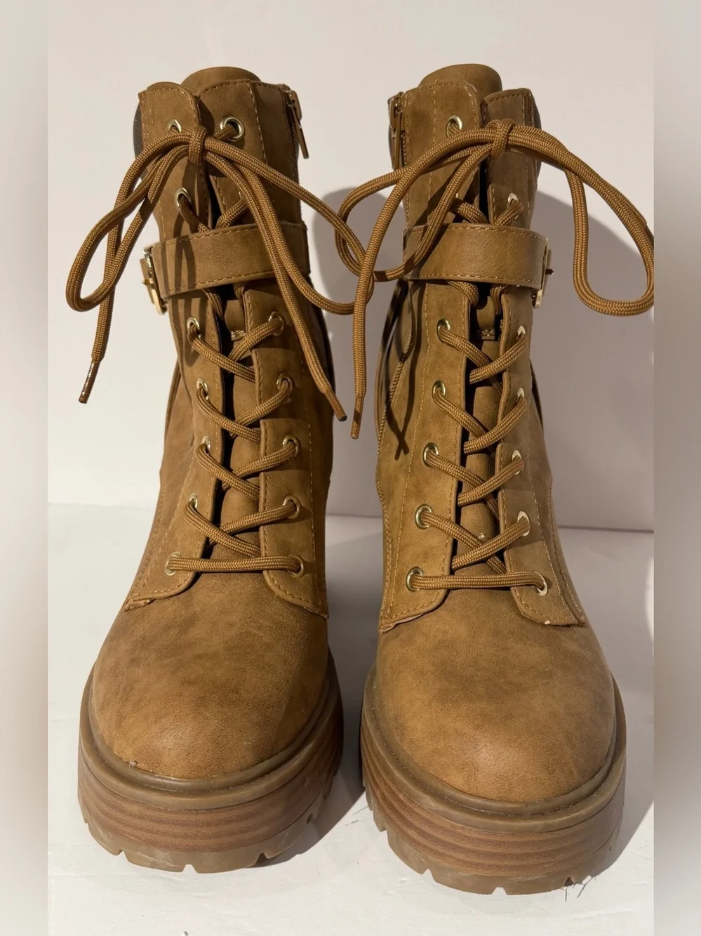 GBG Los Angeles Womens Slythe Faux Suede Combat & Lace-up Boots Shoes size 9